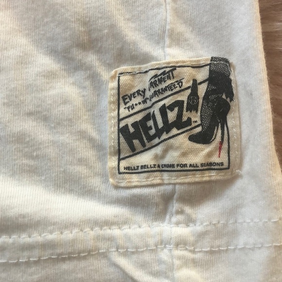 Hellzbellz tee size small - Picture 2 of 6